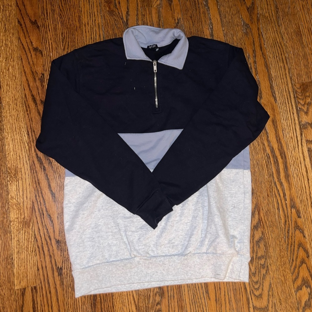 Brandy Melville Quarter Zip Crewneck